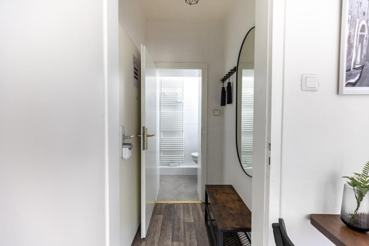 Apartament Perfekt Fuer 2! Wifi/ Netflix Duisburg Zewnętrze zdjęcie