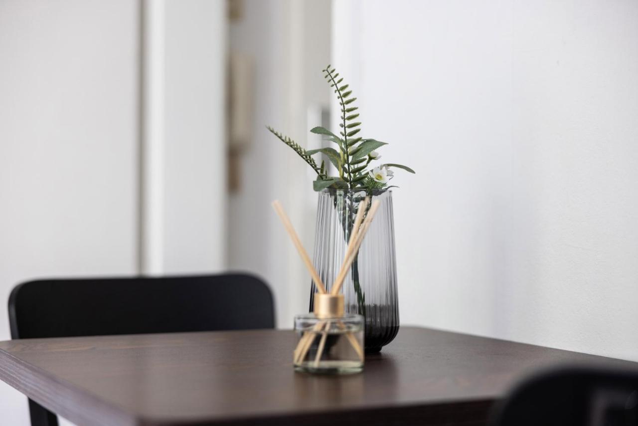 Apartament Perfekt Fuer 2! Wifi/ Netflix Duisburg Zewnętrze zdjęcie